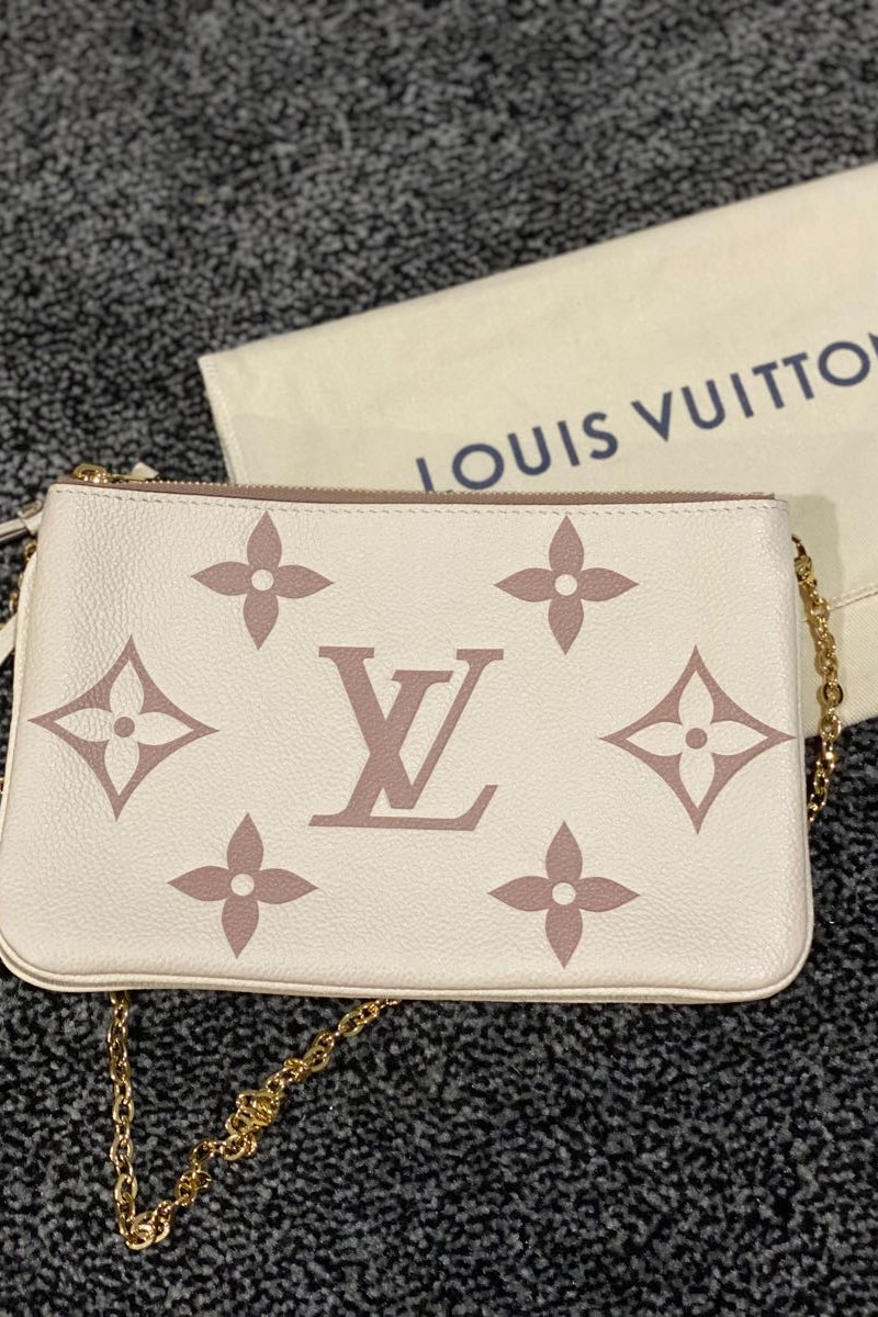 louis vuitton pochette vestiaire
